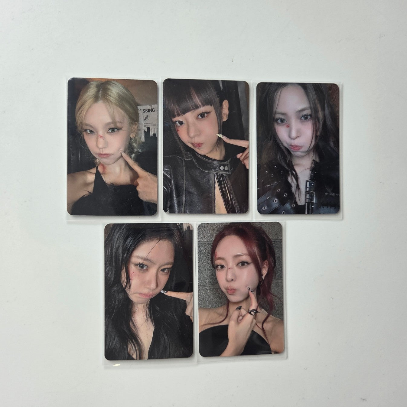 ITZY TUNNEL VISION APPLE MUSIC POB