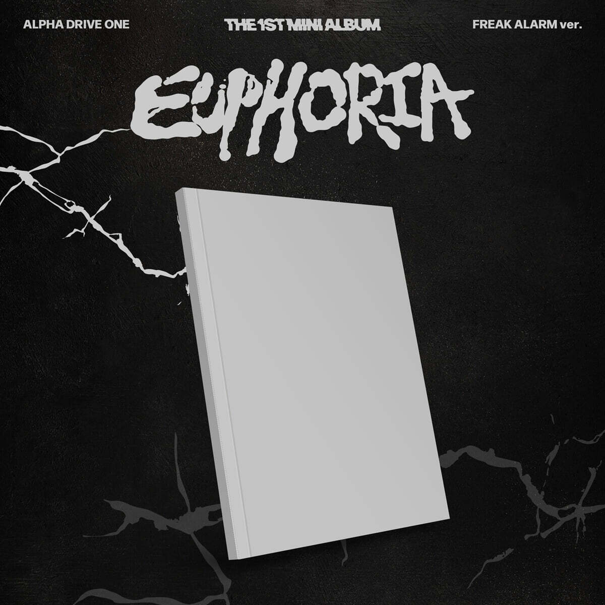 ALPHA DRIVE ONE – THE 1ST MINI ALBUM [EUPHORIA] (FREAK ALARM Ver.) + Apple Music Gift