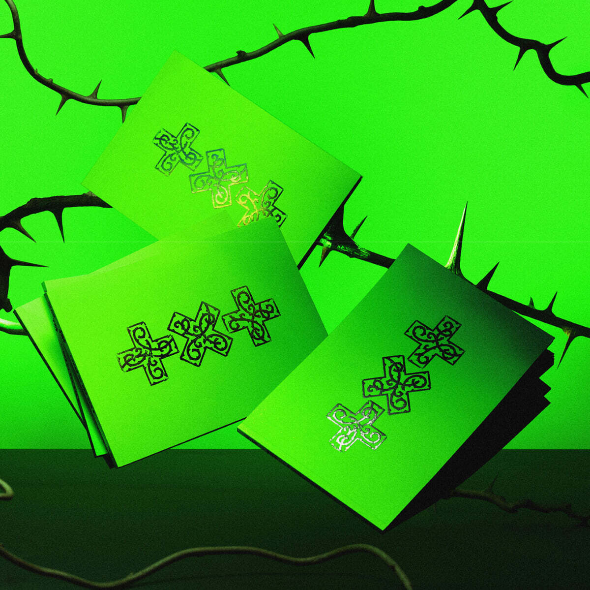 TXT - [7TH YEAR: A Moment of Stillness in the Thorns] (THORN Ver.) (Random) + Weverse Gift