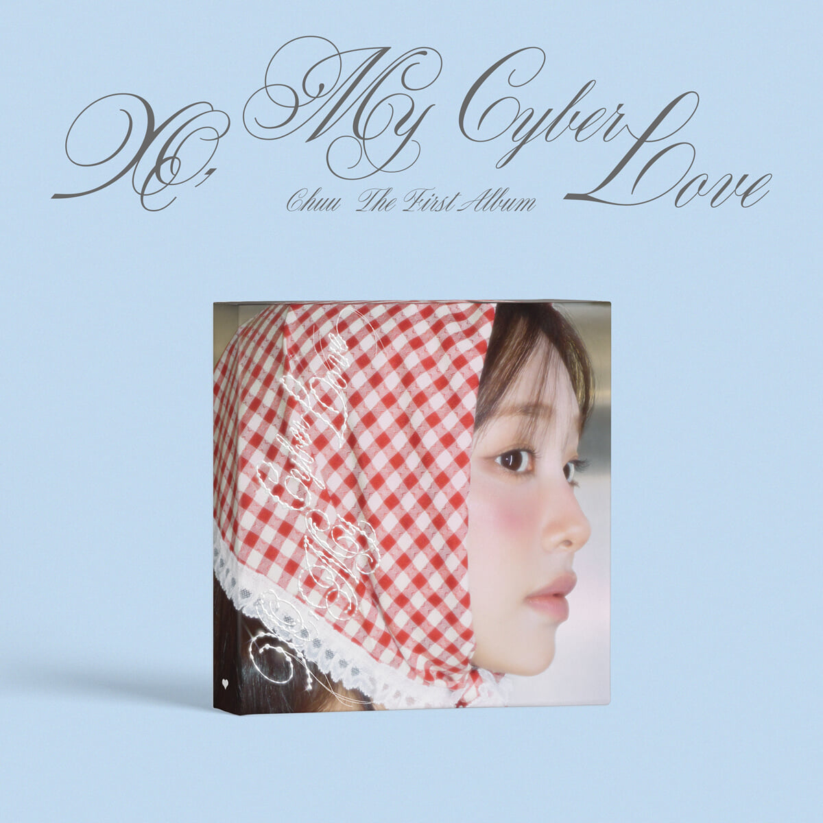 CHUU – The First Album [XO, My Cyberlove] (Love Ver.)